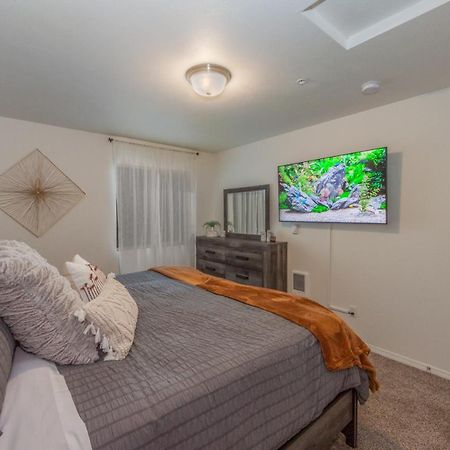 スポケーン・バレーModern And Stylish King Bed Wifi Free Parkingアパートメント エクステリア 写真
